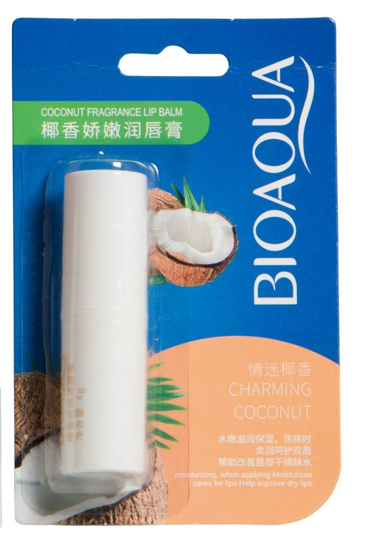 Гигиеническая помада с кокосом от Bioaqua Charming Coconut Lip Balm