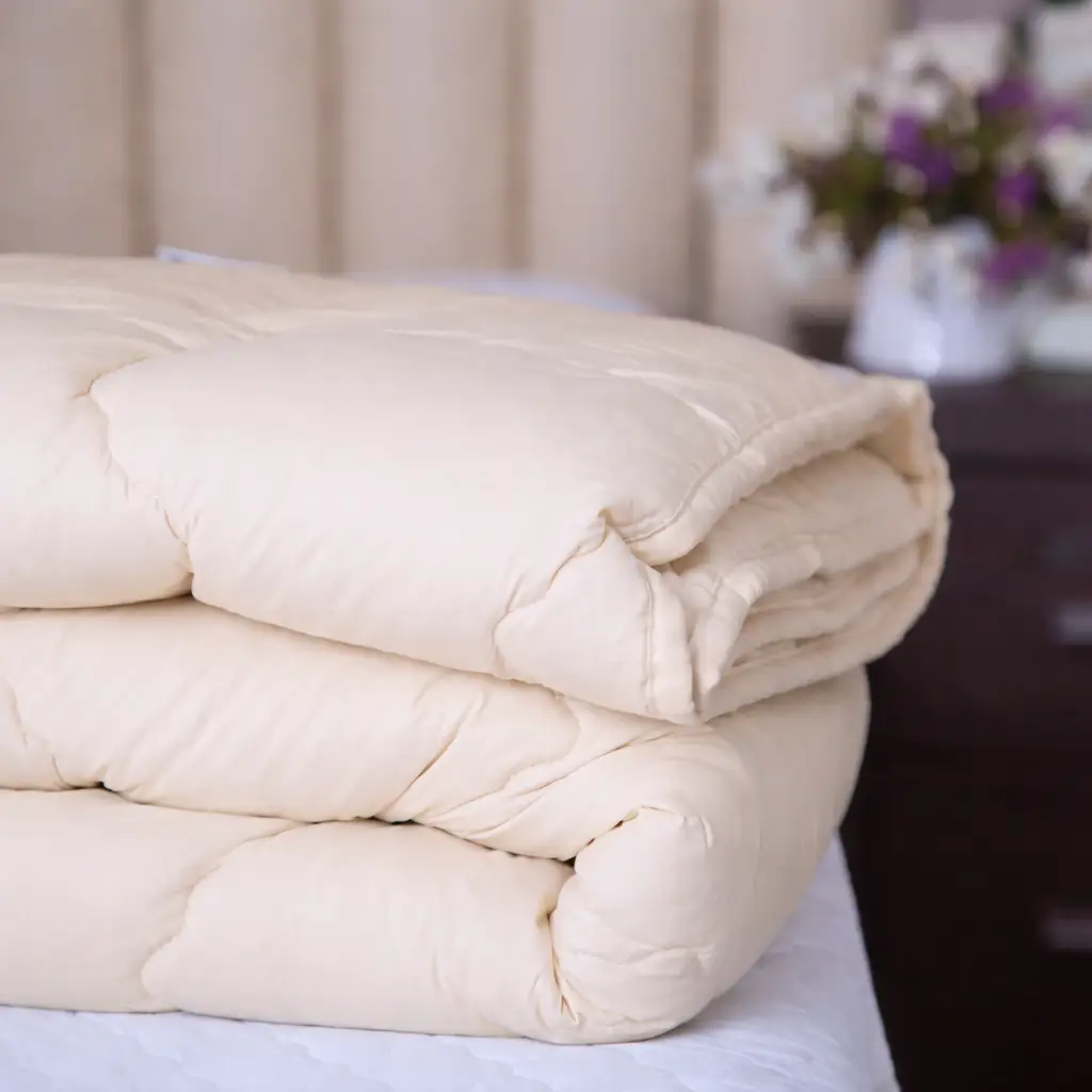 Ковдра Novita двоспальна 172х205 см вовняна стьогана бязь бежевий 00-0060 beige