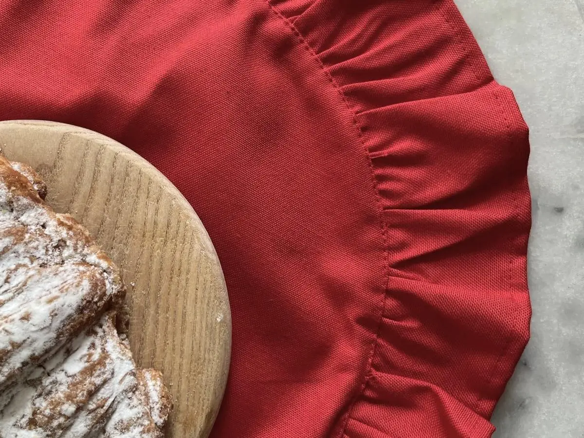 Серветка сервірувальна з рюшами Ecotton 43х43 водовідштовхуюча Red