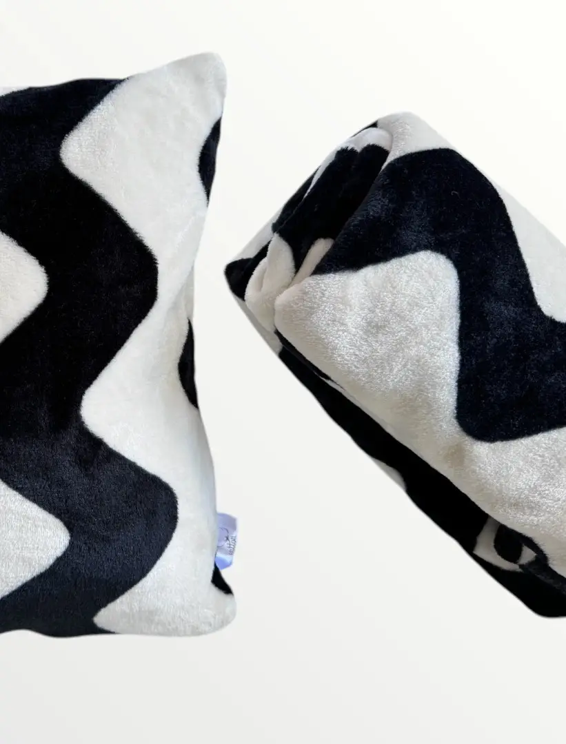 Плед Ecotton For Pets 110х70 дорожній для тварин Zig-Zag чорно-білий