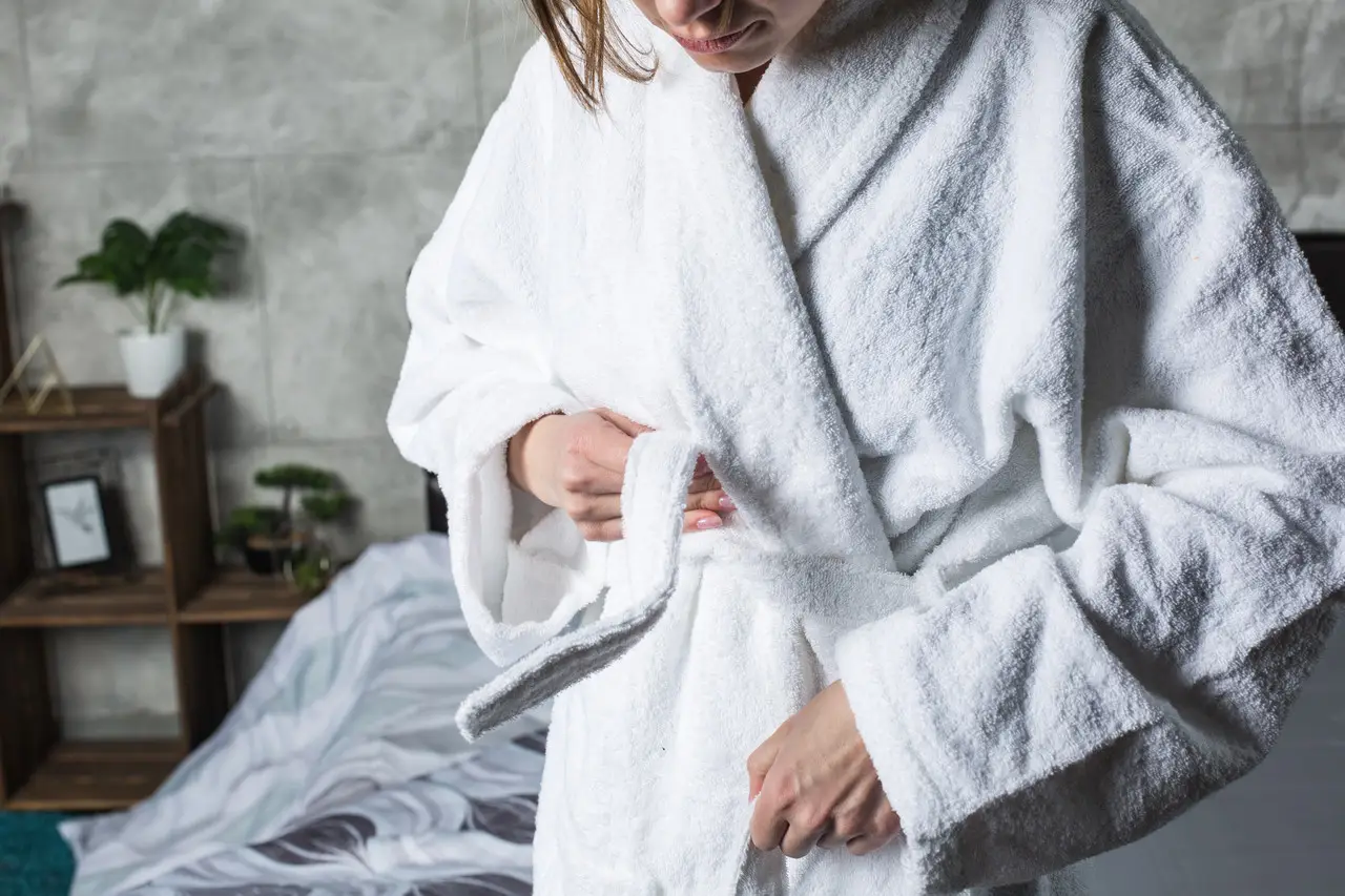 Халат готельний Ecotton XXL махровий білий з поясом універсальний White